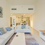Serene 2-Bed Haven In Jumeirah Golf Estates