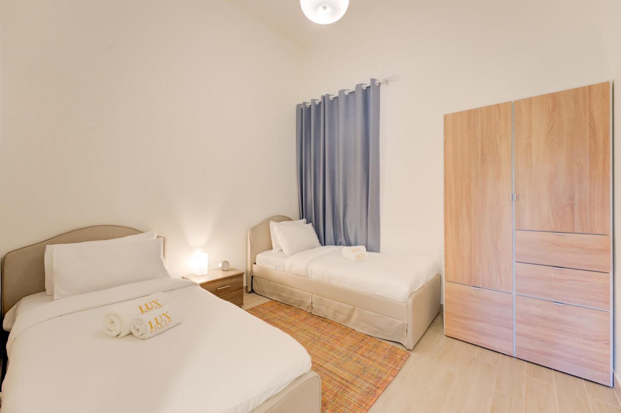 Serene 2-bed Haven In Jumeirah Golf Estates *