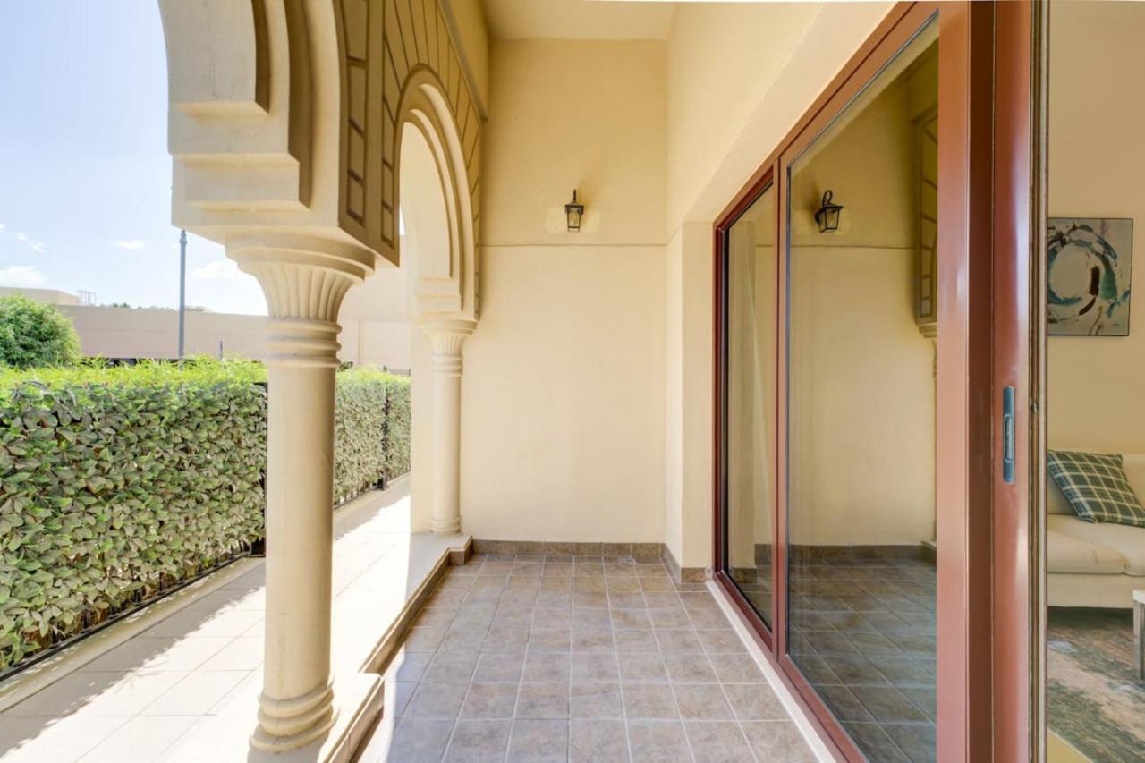 Serene 2-bed Haven In Jumeirah Golf Estates